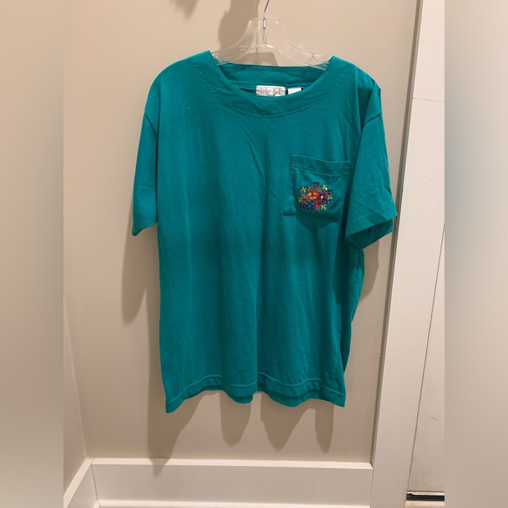 VINTAGE Colter Bay Floral Embroidered Tee